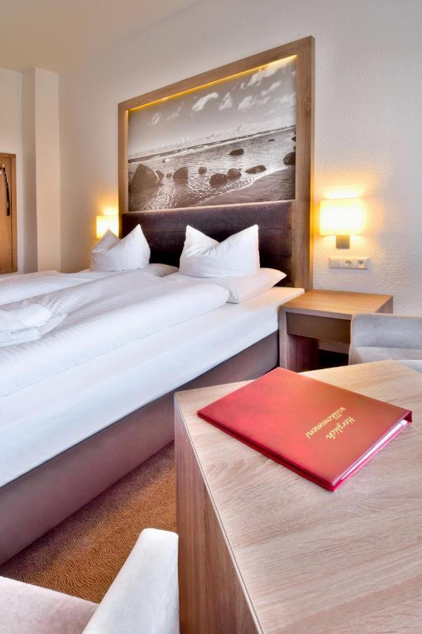 Villa Auszeit Hotel Garni Heringsdorf  Bagian luar foto