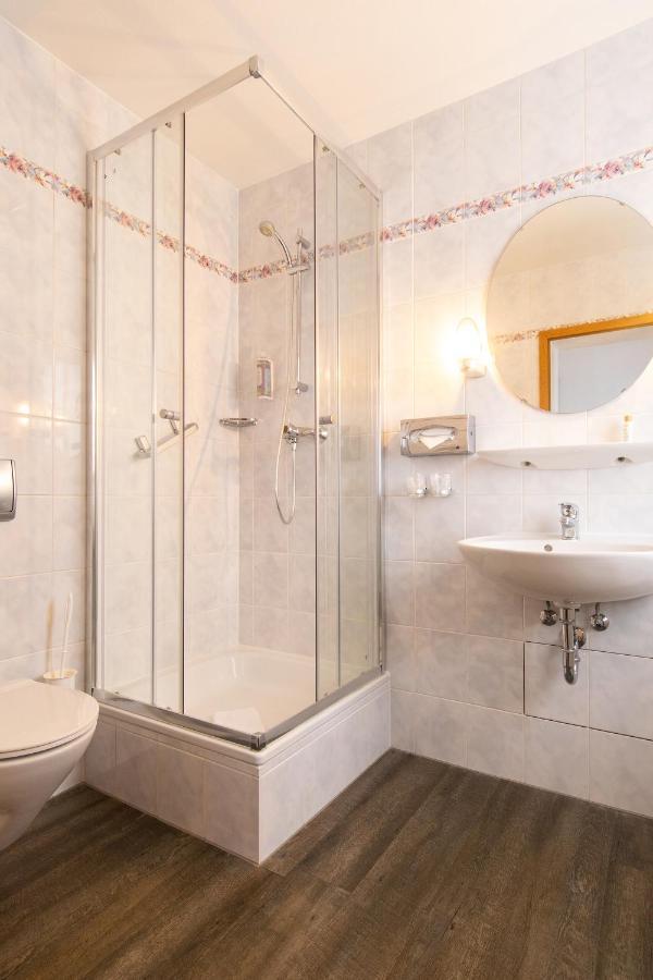 Villa Auszeit Hotel Garni Heringsdorf  Bagian luar foto