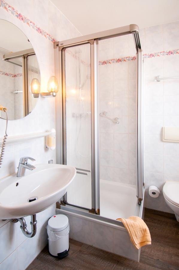 Villa Auszeit Hotel Garni Heringsdorf  Bagian luar foto