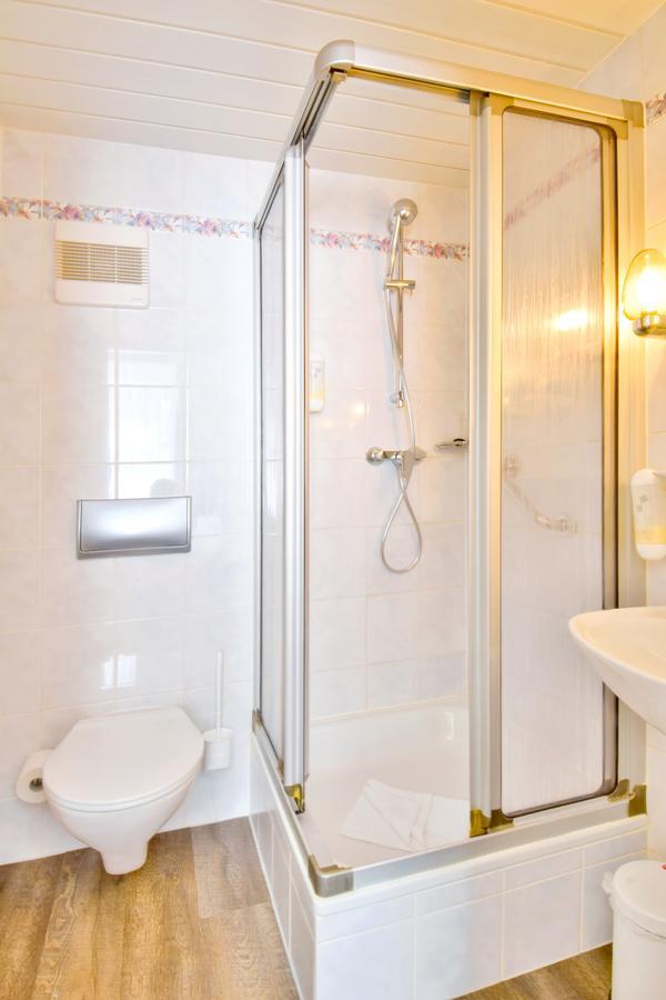 Villa Auszeit Hotel Garni Heringsdorf  Bagian luar foto